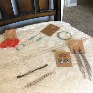 6 pieces and 2 extenders